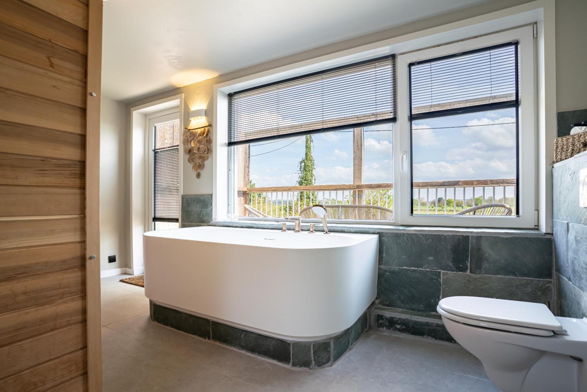 Maas Suites Lanaken Zewnętrze zdjęcie
