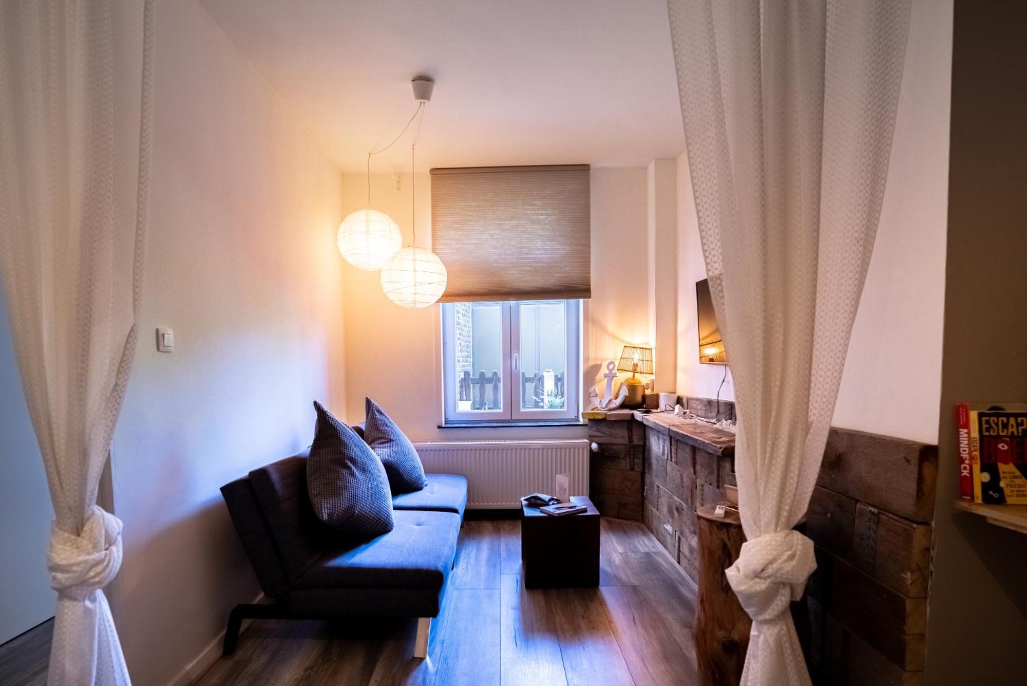 Maas Suites Lanaken Zewnętrze zdjęcie